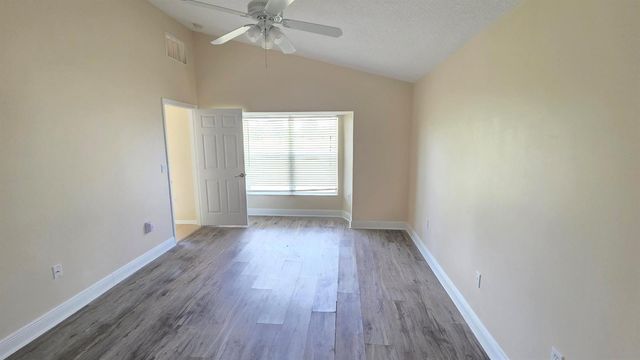 538 SW Indian Key Drive, Port St. Lucie, FL 34986