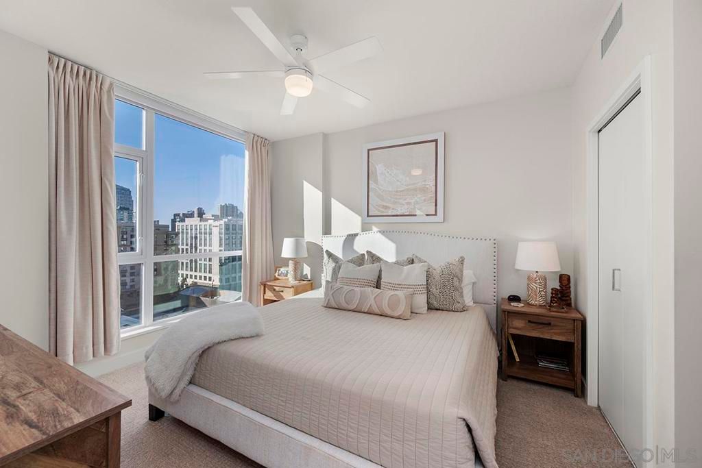 Image 21 of property listing at 325 7th Avenue 1006, San Diego, CA 92101