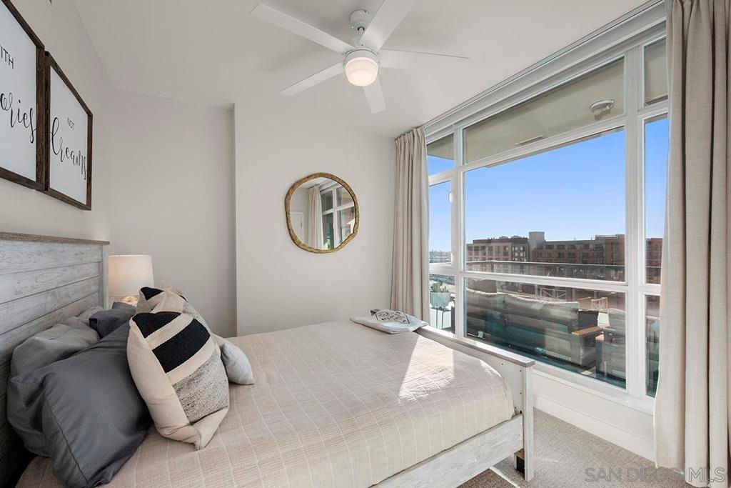 Image 26 of property listing at 325 7th Avenue 1006, San Diego, CA 92101