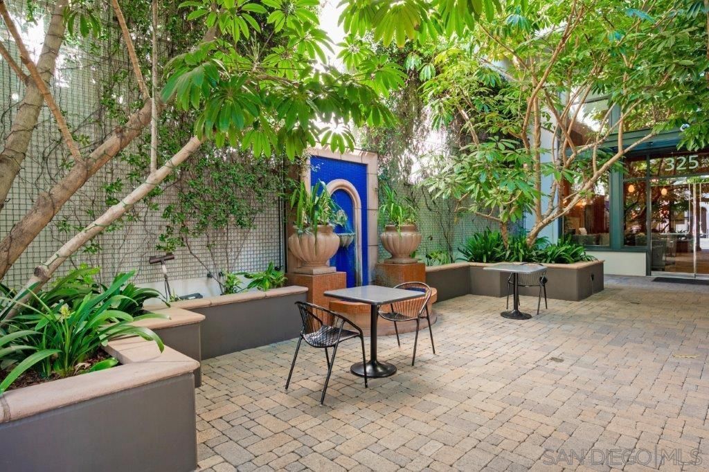 Image 33 of property listing at 325 7th Avenue 1006, San Diego, CA 92101