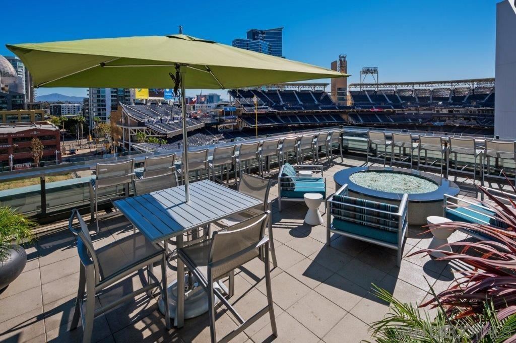 Image 37 of property listing at 325 7th Avenue 1006, San Diego, CA 92101