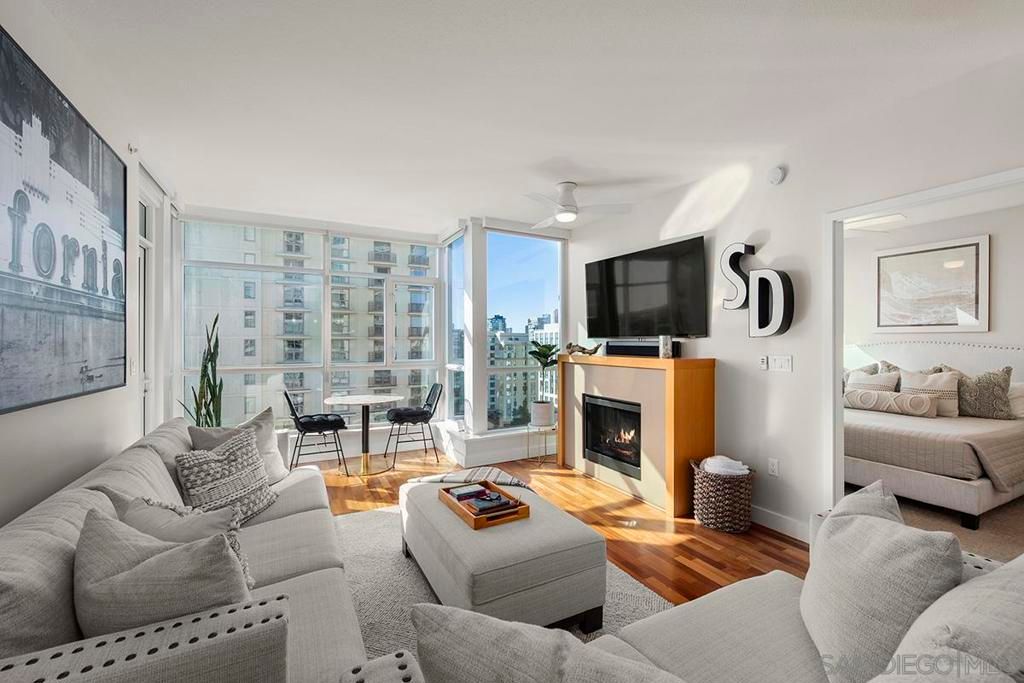 Image 4 of property listing at 325 7th Avenue 1006, San Diego, CA 92101