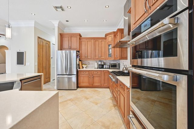 5588 SW Bellflower Court, Palm City, FL 34990