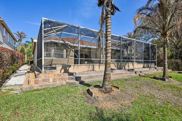 5588 SW Bellflower Court, Palm City, FL 34990