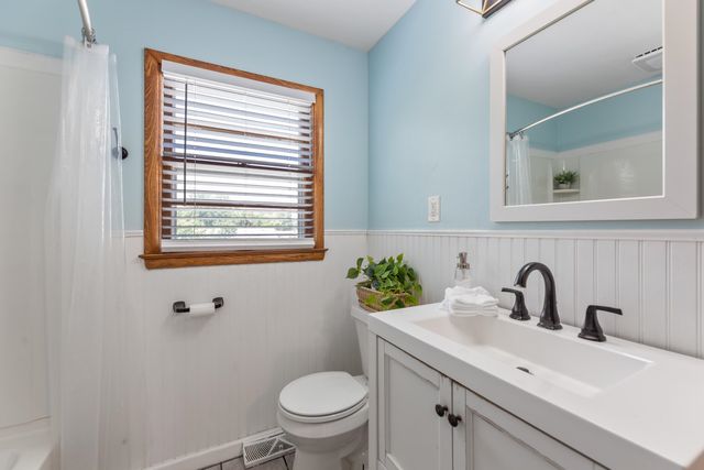 5816 E Memphis, Bel Aire, KS 67220