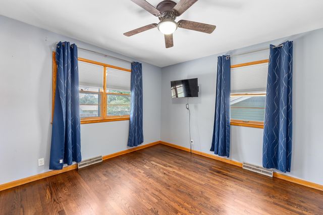 5816 E Memphis, Bel Aire, KS 67220