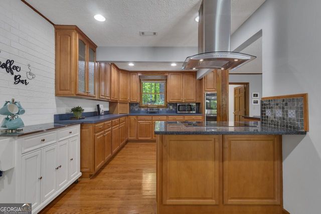 120 Ellenwood Court, Fayetteville, GA 30215