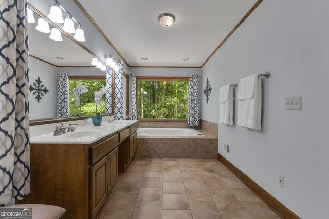120 Ellenwood Court, Fayetteville, GA 30215