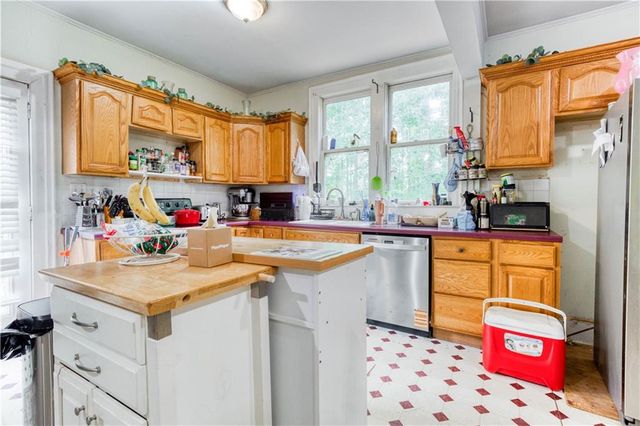 805 Starrsville Road, Covington, GA 30014