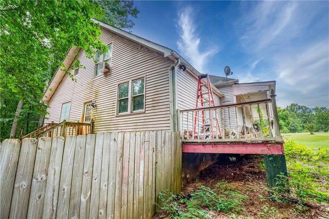 805 Starrsville Road, Covington, GA 30014