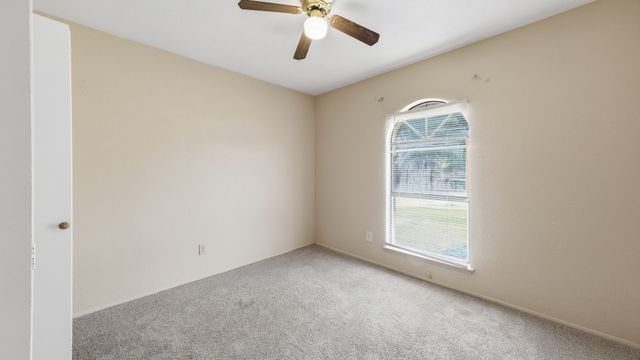 5821 Maiden Lane, Fort Worth, TX 76131