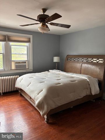 10 GREENWOOD AVE, Wyncote, PA 19095