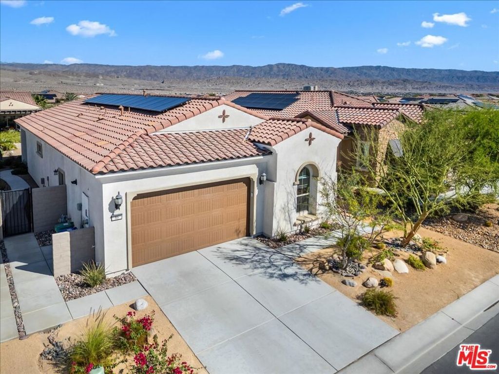 86 Burgundy, Rancho Mirage, CA 92270