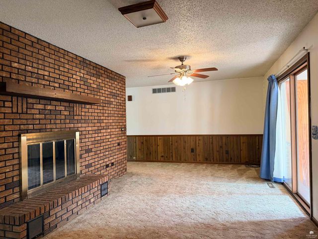 3521 Rocky Ford Avenue, Manhattan, KS 66502