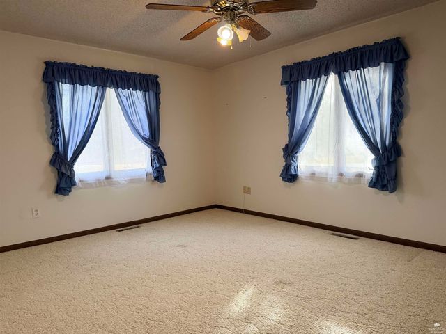 3521 Rocky Ford Avenue, Manhattan, KS 66502