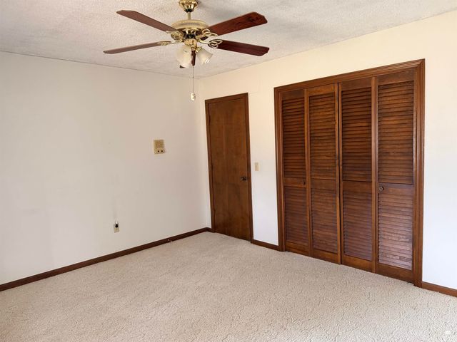 3521 Rocky Ford Avenue, Manhattan, KS 66502