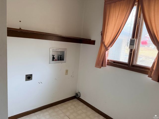 3521 Rocky Ford Avenue, Manhattan, KS 66502