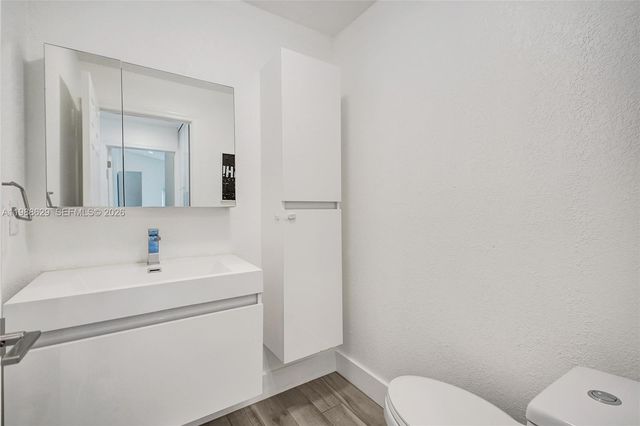 4928 SW 33rd Way, Hollywood, FL 33312