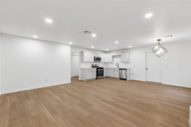 7904 S Villa Avenue, Oklahoma City, OK 73159