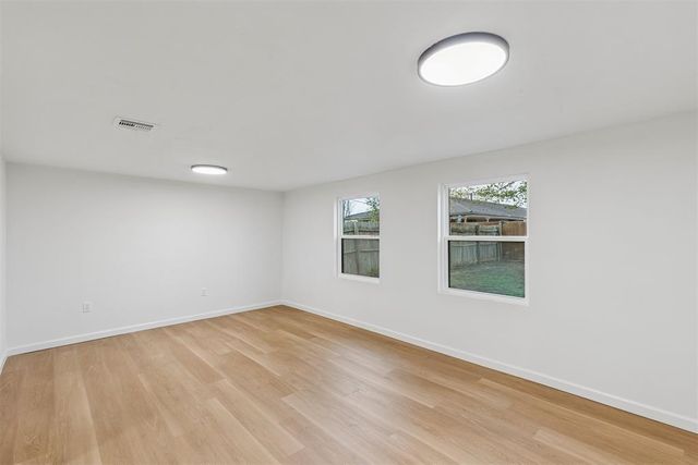 7904 S Villa Avenue, Oklahoma City, OK 73159