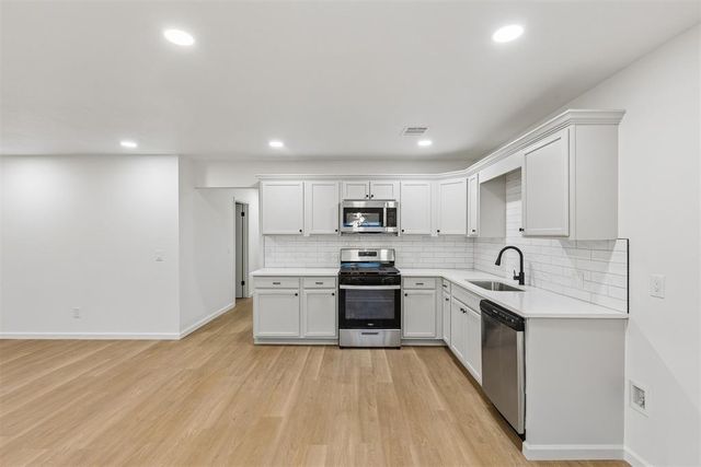 7904 S Villa Avenue, Oklahoma City, OK 73159