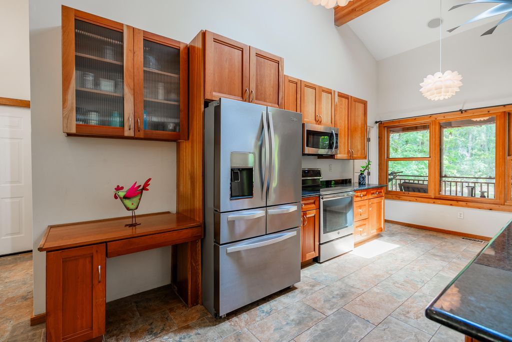 Image 16 of property listing at 2495 Edenforest Road, Johns Island, SC 29455