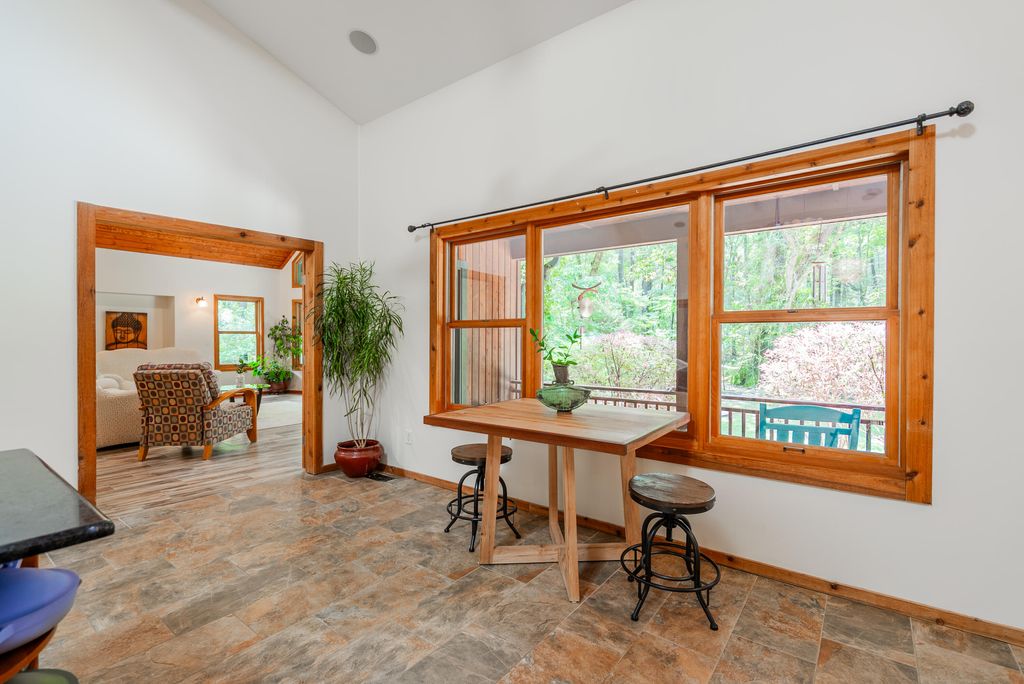 Image 17 of property listing at 2495 Edenforest Road, Johns Island, SC 29455