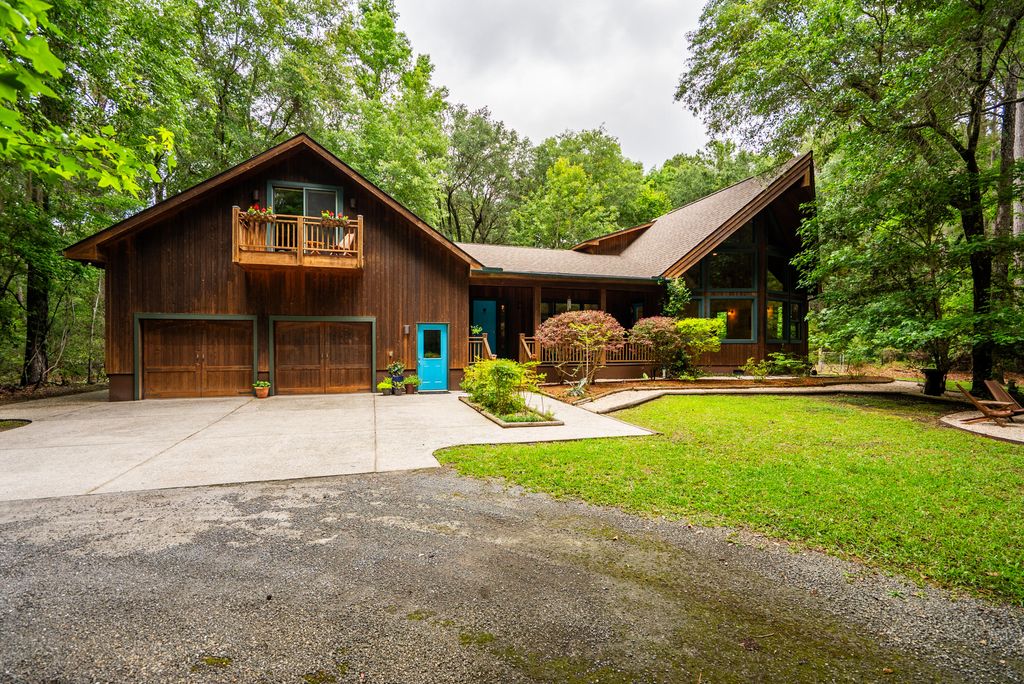 Image 37 of property listing at 2495 Edenforest Road, Johns Island, SC 29455