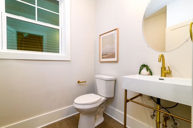 1150 Valdosta Street Unit 302, North Charleston, SC 29405