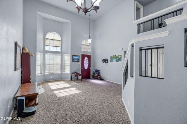 7359 CAMINO DEL SOL Drive, El Paso, TX 79911