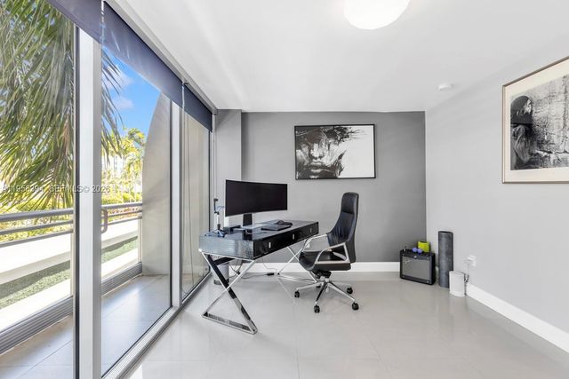 2950 NE 188th St 315, Aventura, FL 33180