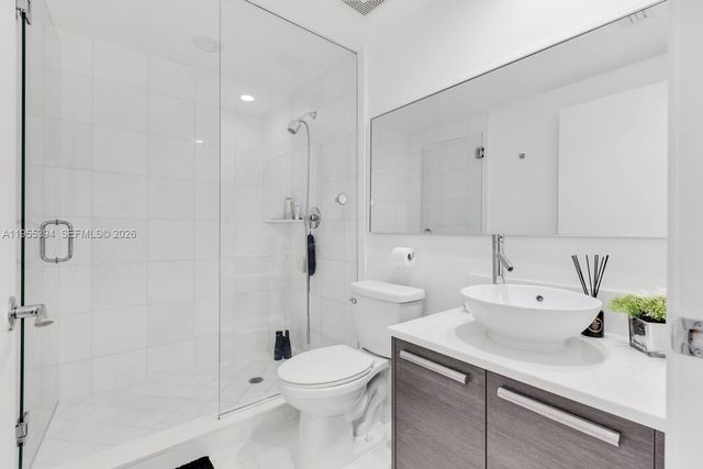 2950 NE 188th St 315, Aventura, FL 33180