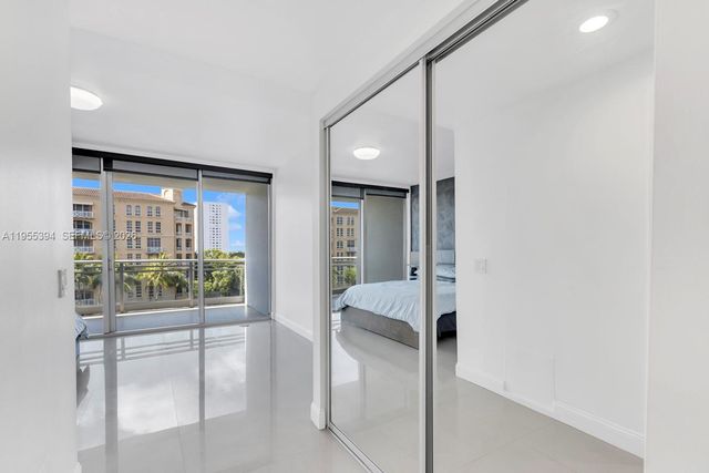 2950 NE 188th St 315, Aventura, FL 33180