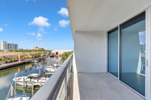 2950 NE 188th St 315, Aventura, FL 33180