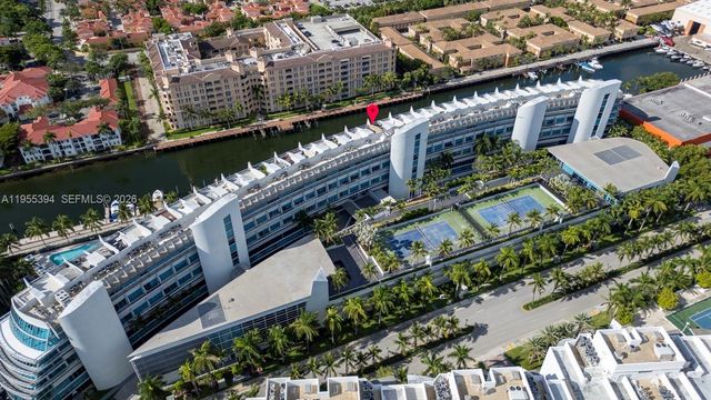 2950 NE 188th St 315, Aventura, FL 33180