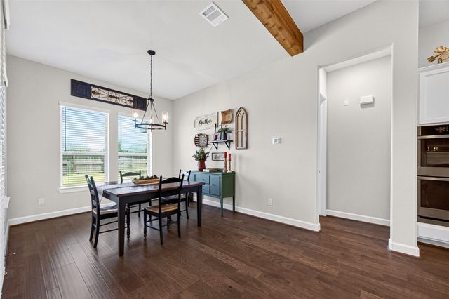 11806 Autumn Leaf Drive, Mont Belvieu, TX 77535