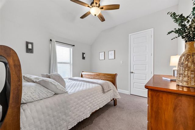 11806 Autumn Leaf Drive, Mont Belvieu, TX 77535