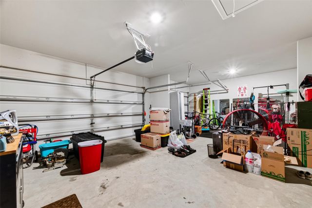 11806 Autumn Leaf Drive, Mont Belvieu, TX 77535