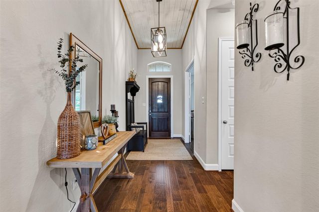 11806 Autumn Leaf Drive, Mont Belvieu, TX 77535