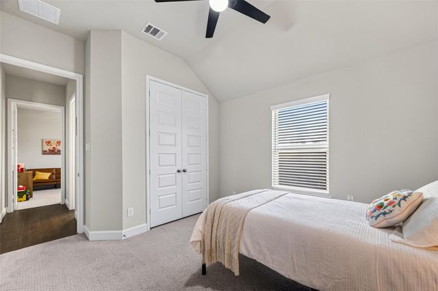 11806 Autumn Leaf Drive, Mont Belvieu, TX 77535