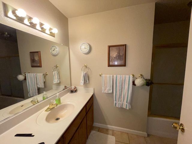 1804 Evans Rd, Ceres, CA 95307