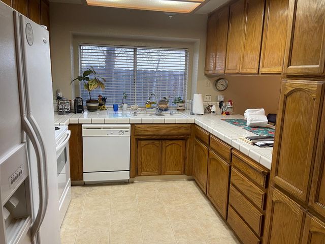 1804 Evans Rd, Ceres, CA 95307