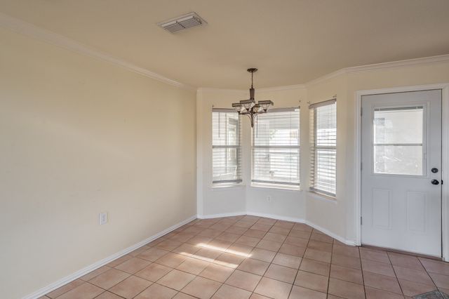 928 Herby Del Trail, Azle, TX 76020