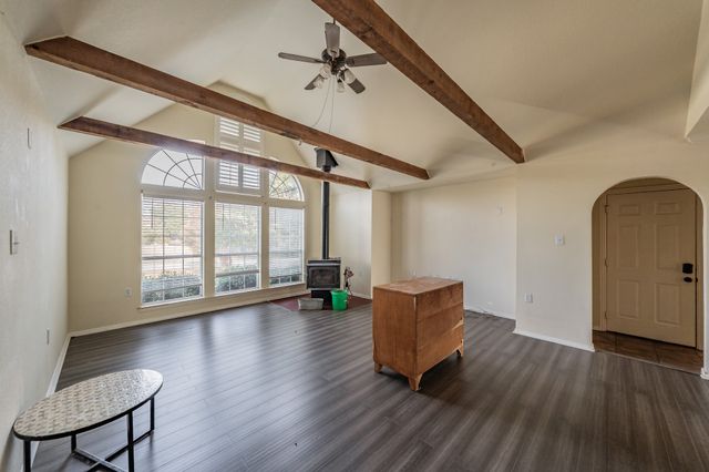 928 Herby Del Trail, Azle, TX 76020