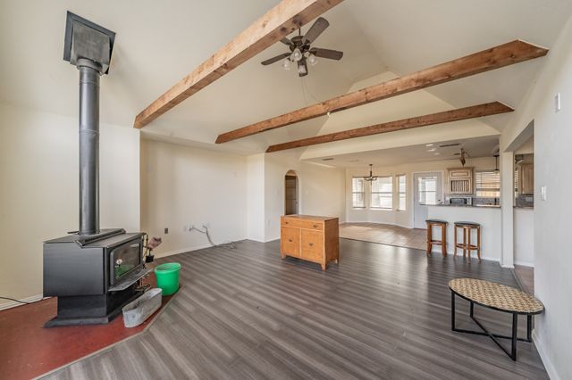 928 Herby Del Trail, Azle, TX 76020