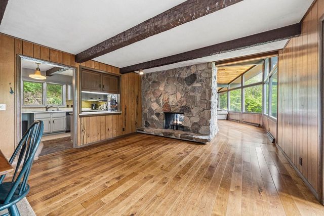 3304 N Crystal Springs Road, Janesville, WI 53545