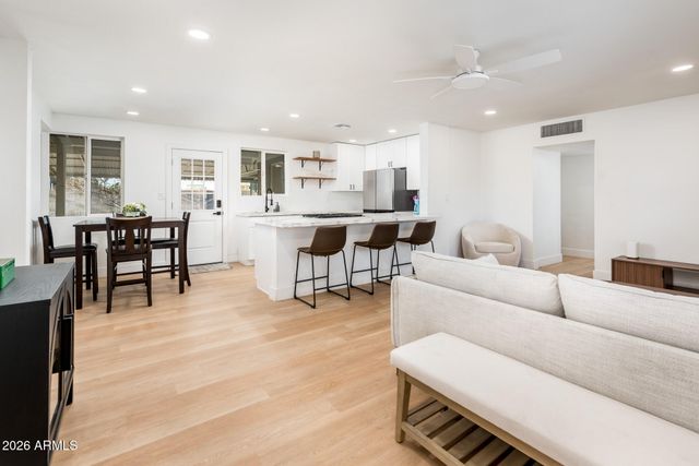 4112 N 6th Avenue NW, Phoenix, AZ 85013