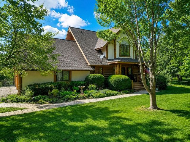 14850 Oak Valley Drive, Gardner, KS 66030