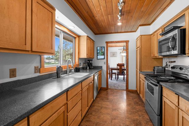 5522 Moose Meadow Way, Deer Park, WA 99006