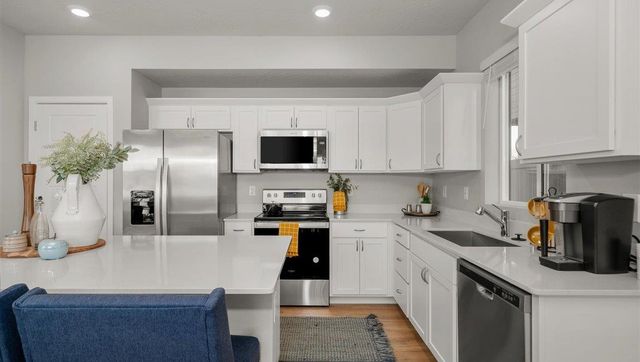 3573 S McCabe Ln, Spokane, WA 99206